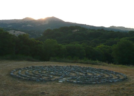 Labyrinth Le Tombe