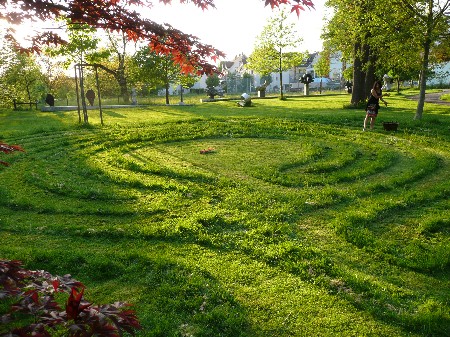 Labyrinth Uster